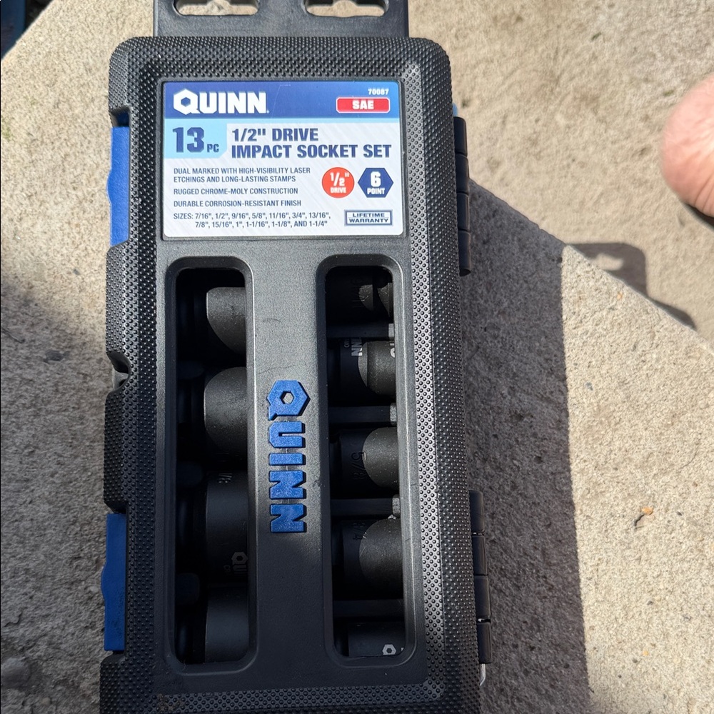 Quinn Black and Blue 13pc 1/2" Drive Impact Socket Set